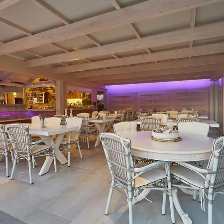 Golden Bay Hotel apartamentowy Mália