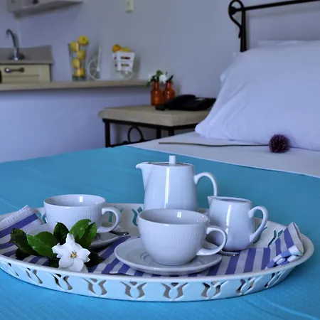 Golden Bay Aparthotel