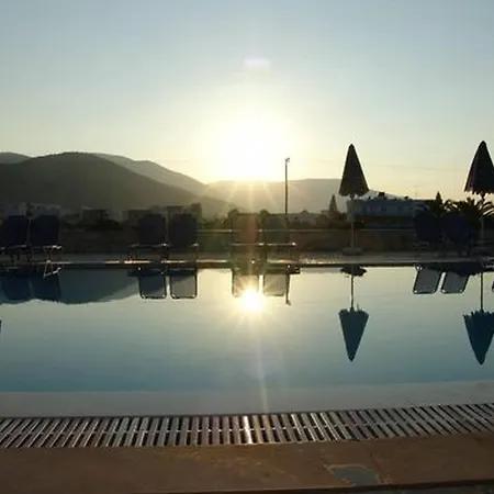Golden Bay Malia